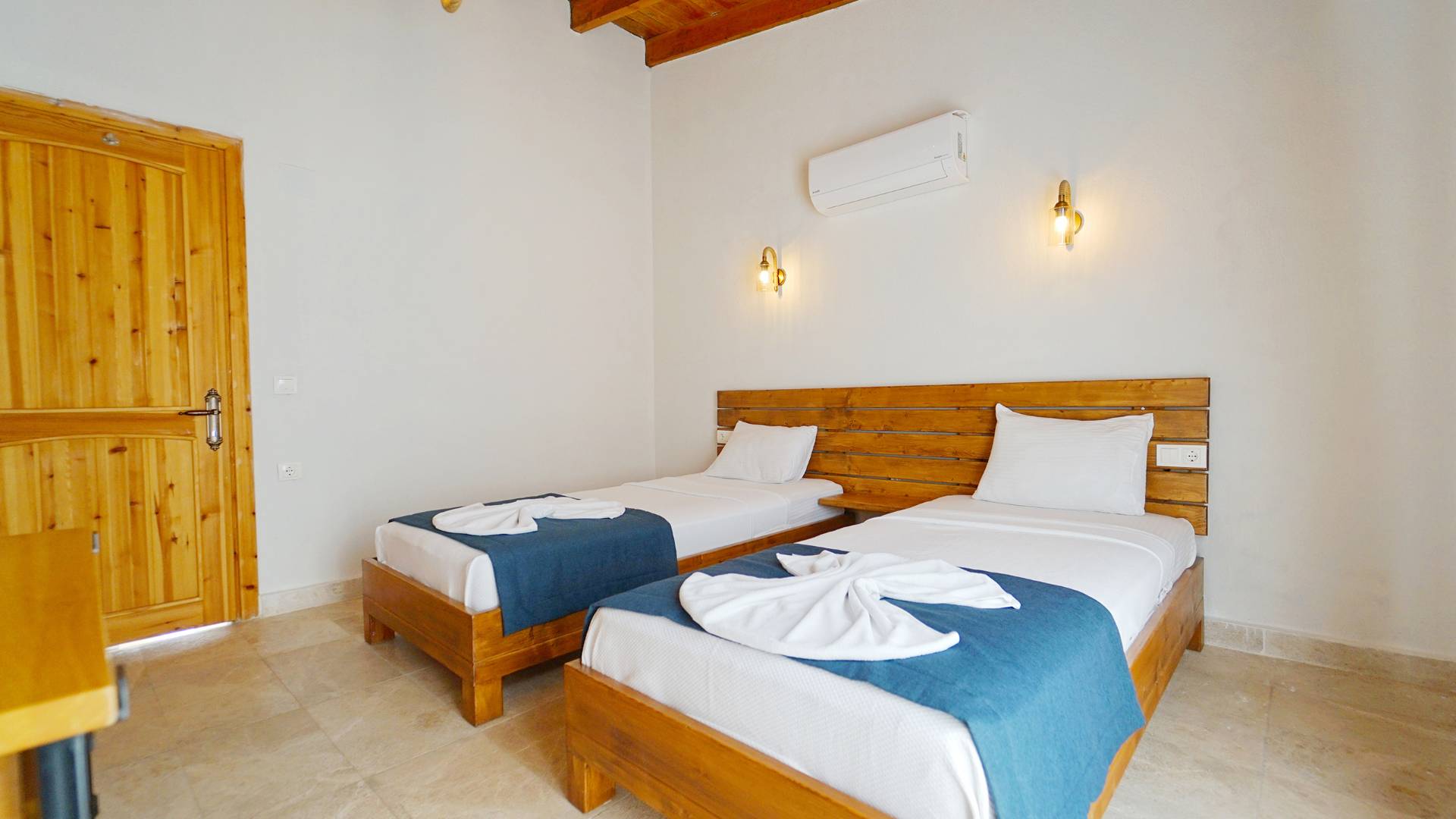 Fethiye Kayaköy'de Otantik Tasarımlı, Özel Havuzlu, Jakuzili Villa