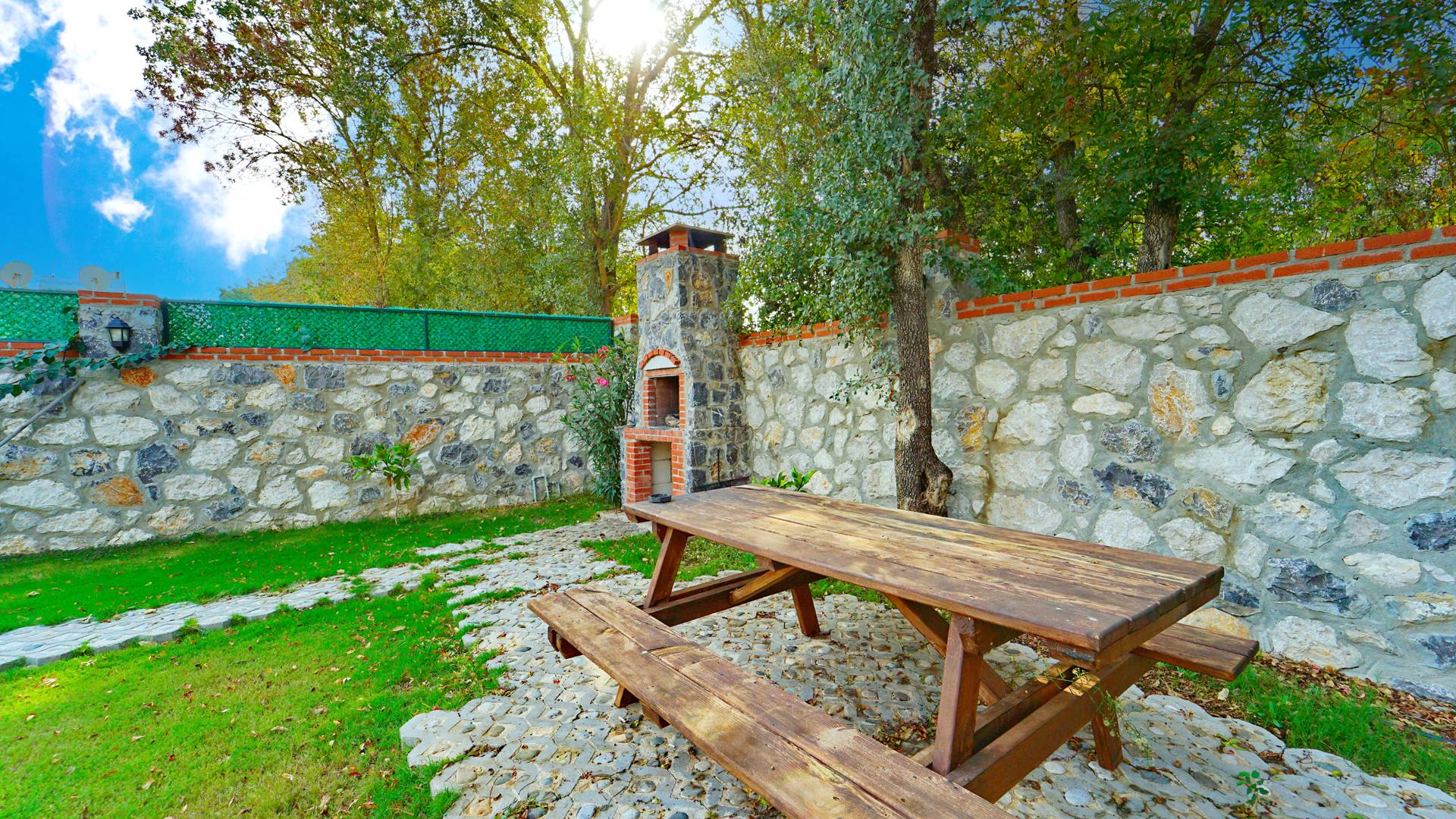 Fethiye Kayaköy'de Otantik Tasarımlı, Özel Havuzlu, Jakuzili Villa