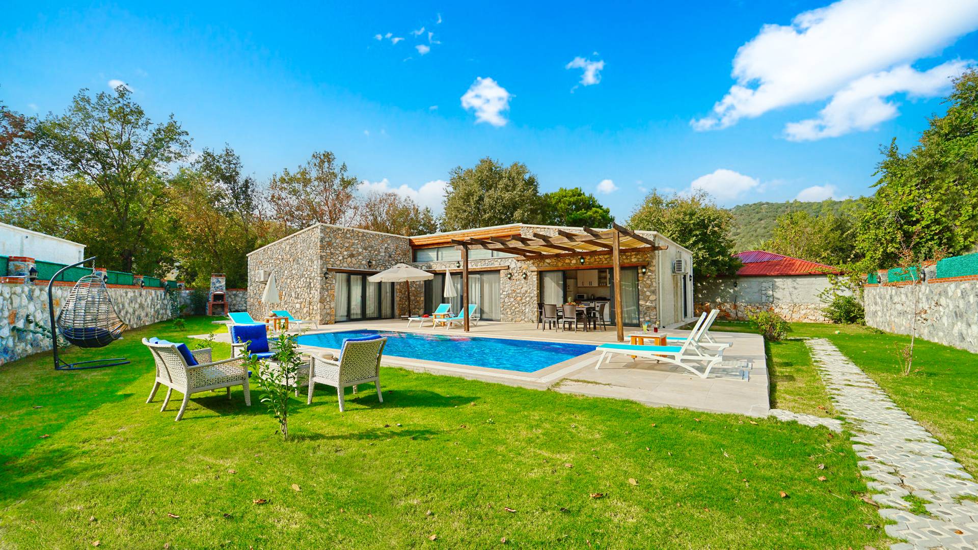 Fethiye Kayaköy'de Otantik Tasarımlı, Özel Havuzlu, Jakuzili Villa