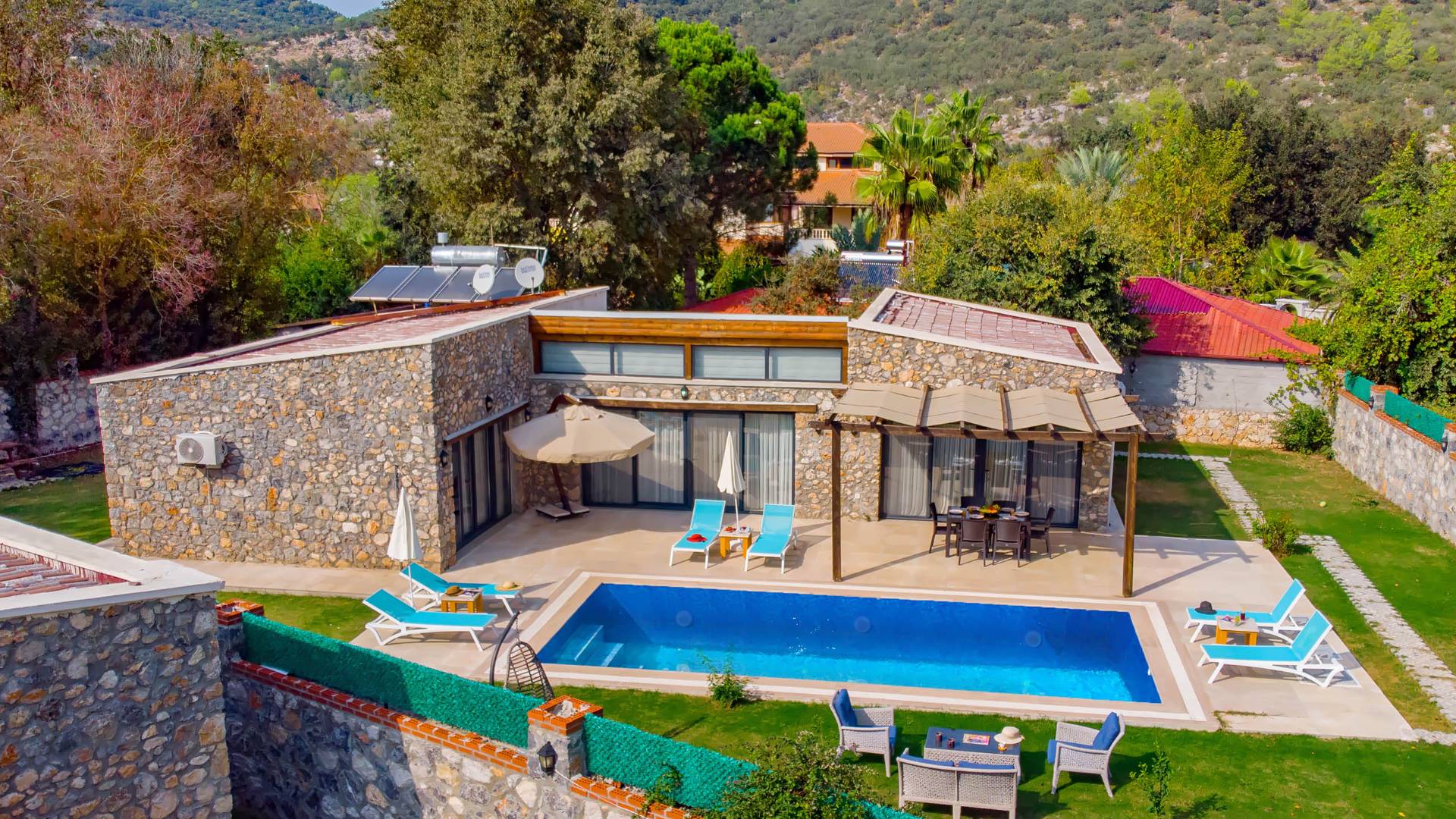 Fethiye Kayaköy'de Otantik Tasarımlı, Özel Havuzlu, Jakuzili Villa