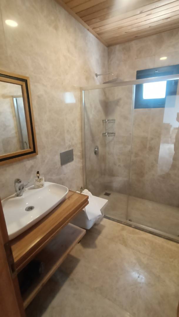 Fethiye Kayaköy'de Doğa İçerisinde, Özel Havuzlu, Geniş Villa