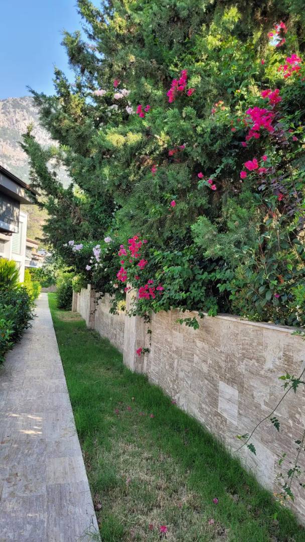 Kemer Arslanbucak'ta Merkezi Konumda, Özel Havuzlu, Modern Villa