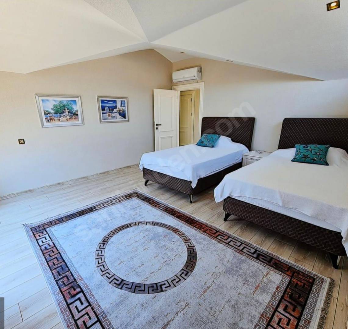 Kemer Arslanbucak'ta Merkezi Konumda, Özel Havuzlu, Modern Villa