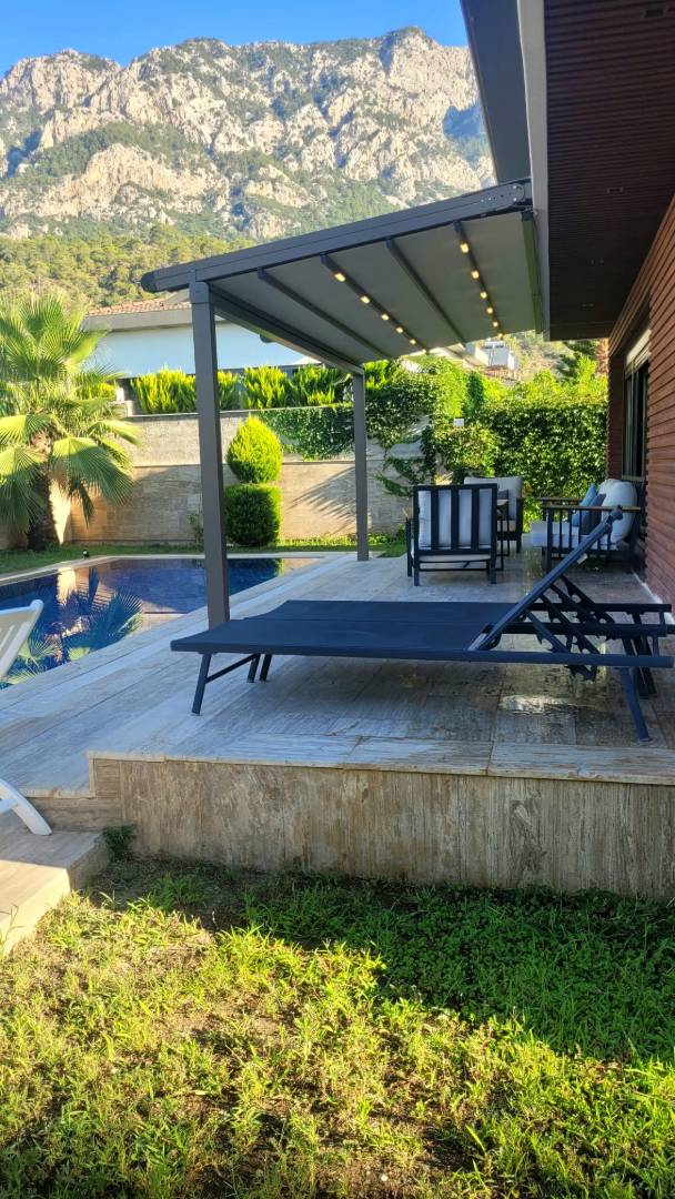 Kemer Arslanbucak'ta Merkezi Konumda, Özel Havuzlu, Modern Villa 33898 — 2
