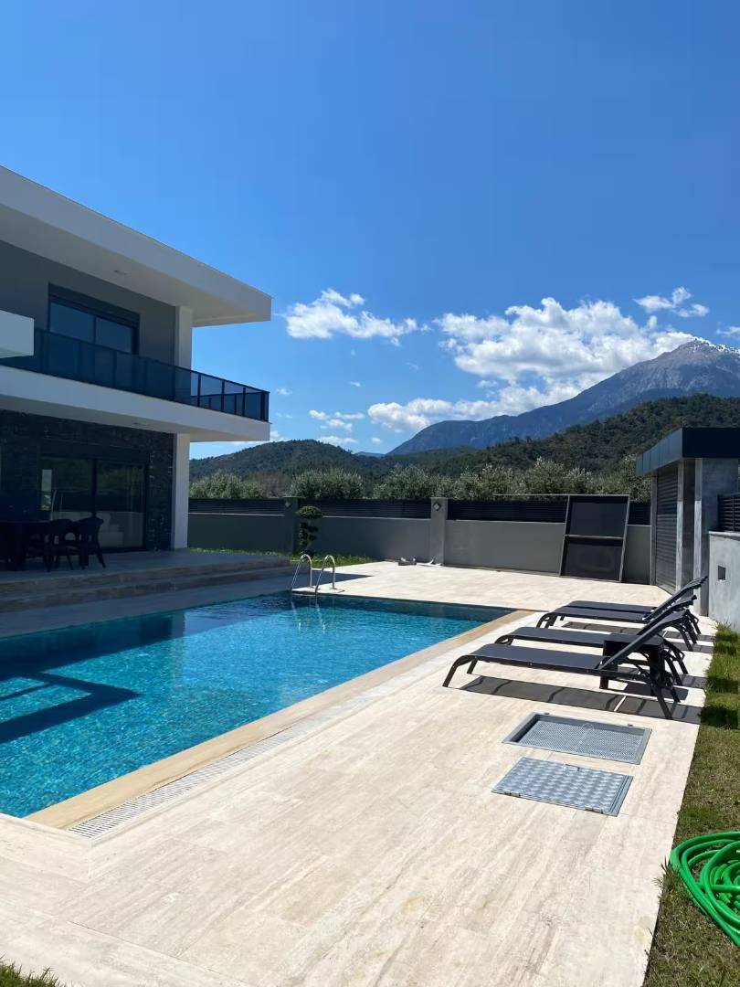 Kemer Çamyuva'da Enfes Doğa Manzaralı, Özel Havuzlu, Kiralık Villa 45767 - 1