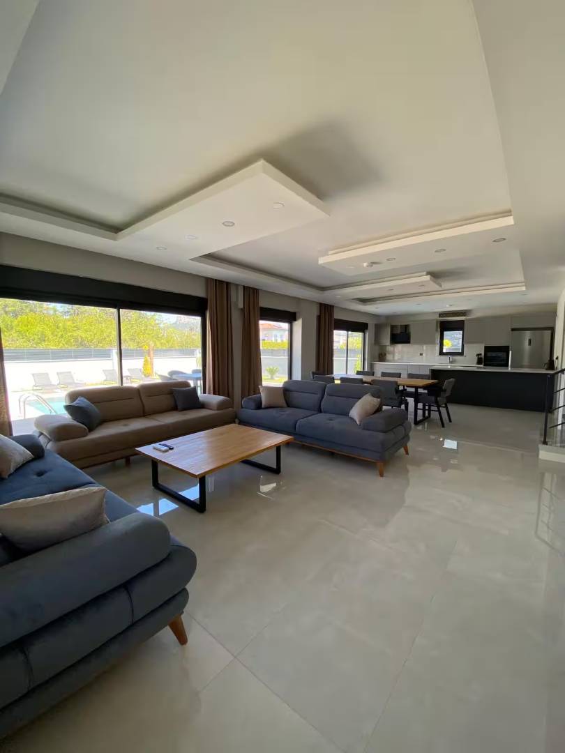 Kemer Çamyuva'da Enfes Doğa Manzaralı, Özel Havuzlu, Kiralık Villa