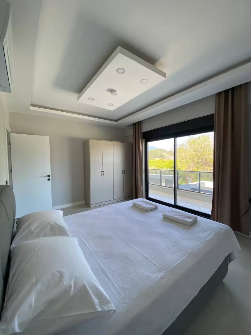 Kemer Çamyuva'da Enfes Doğa Manzaralı, Özel Havuzlu, Kiralık Villa