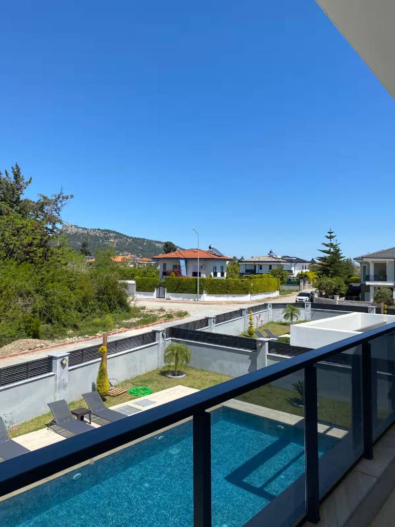 Kemer Çamyuva'da Enfes Doğa Manzaralı, Özel Havuzlu, Kiralık Villa