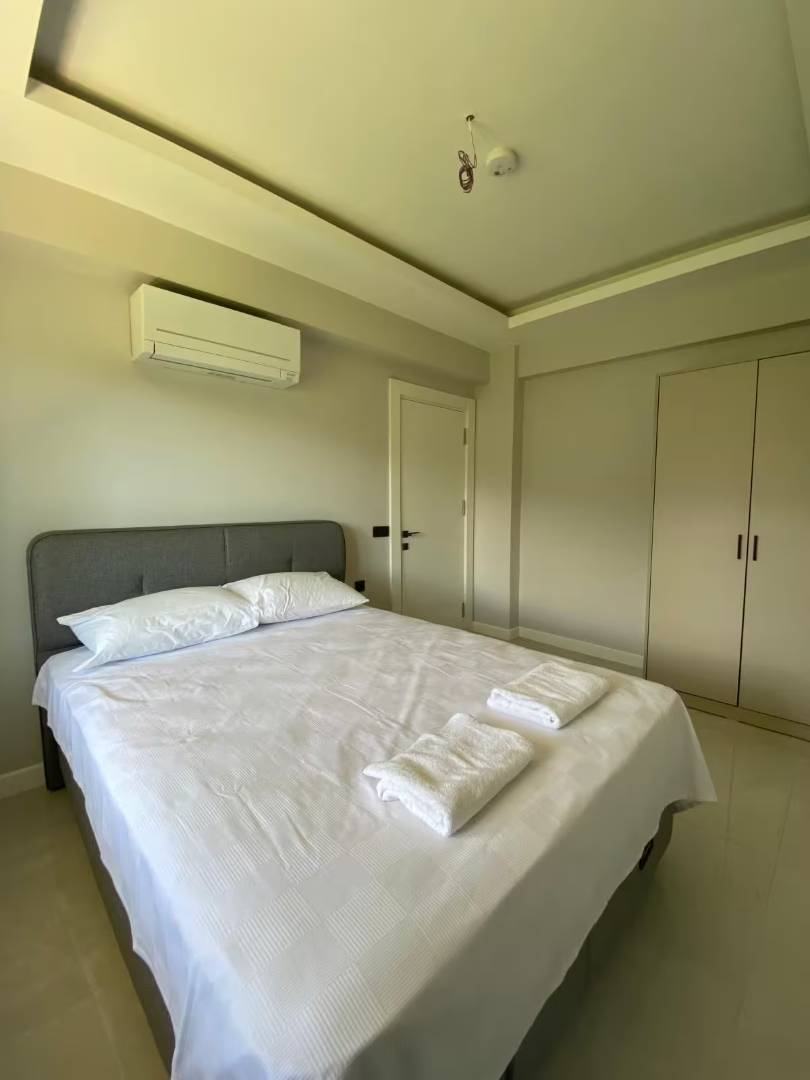 Kemer Çamyuva'da Modern Tasarımlı, Özel Havuzlu, Merkezi Villa