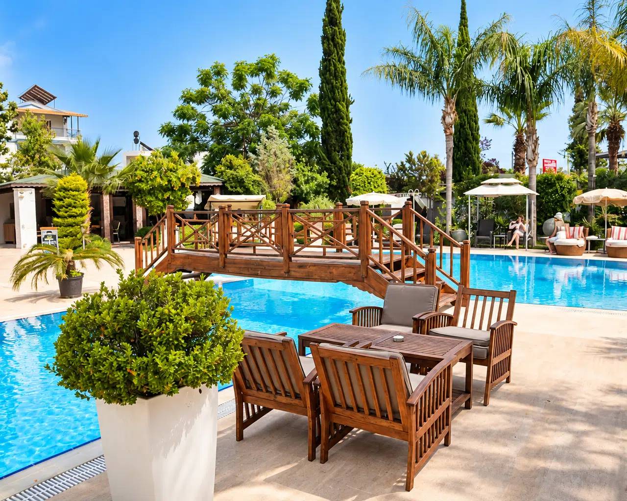 Kemer Çamyuva'da Nezih Konumda, Ortak Havuzlu, 2+1 Ev