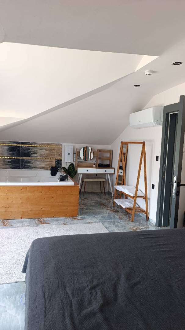 Kemer Göynük'te Muhteşem Doğa Manzaralı, Isıtmalı Havuzlu, 2+1 Villa