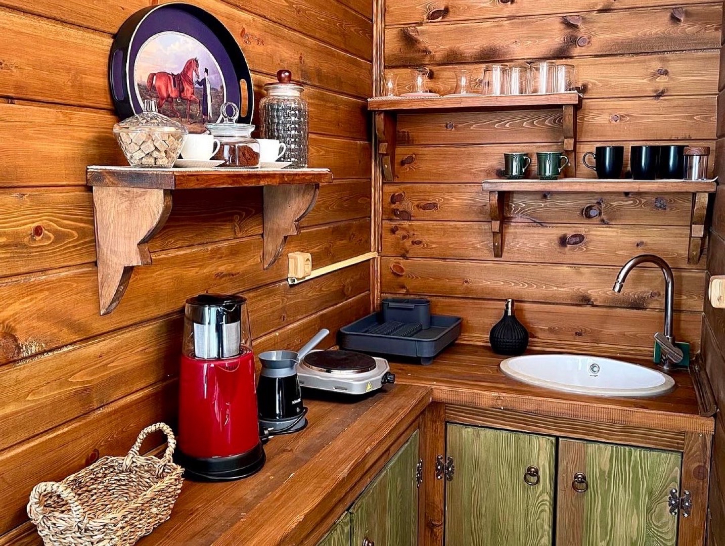 Sapanca'da Huzurlu Doğada, Özel Havuzlu, Konforlu Tiny House 34048 — 9