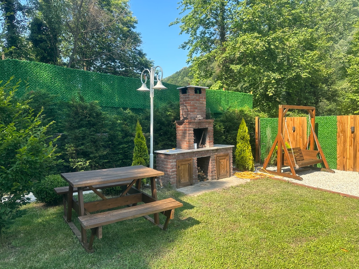 Sapanca'da Huzurlu Doğada, Özel Havuzlu, Konforlu Tiny House