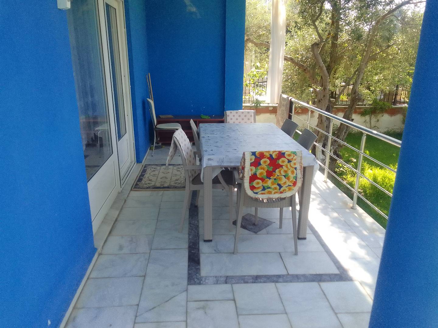 Kuşadası Güzelçamlı'da Elverişli Konumda, Denize Yakın, Konforlu Villa