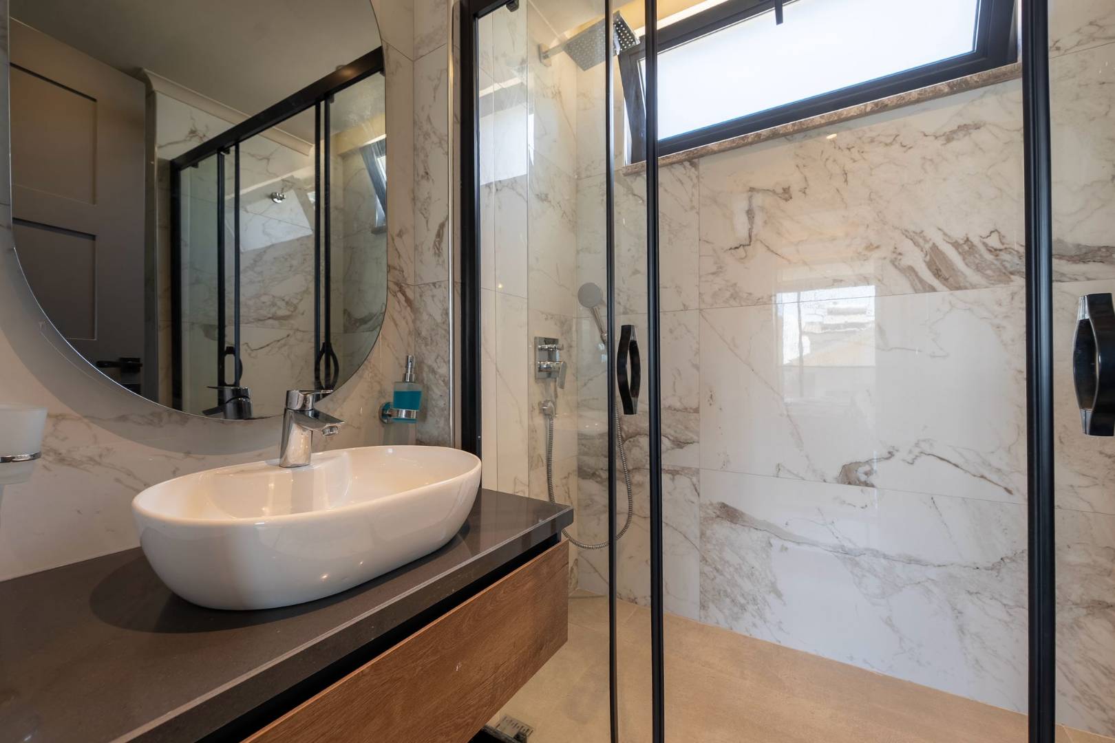 Fethiye Ovacık'ta Modern Tasarımlı, Özel Havuzlu, Saunalı Villa