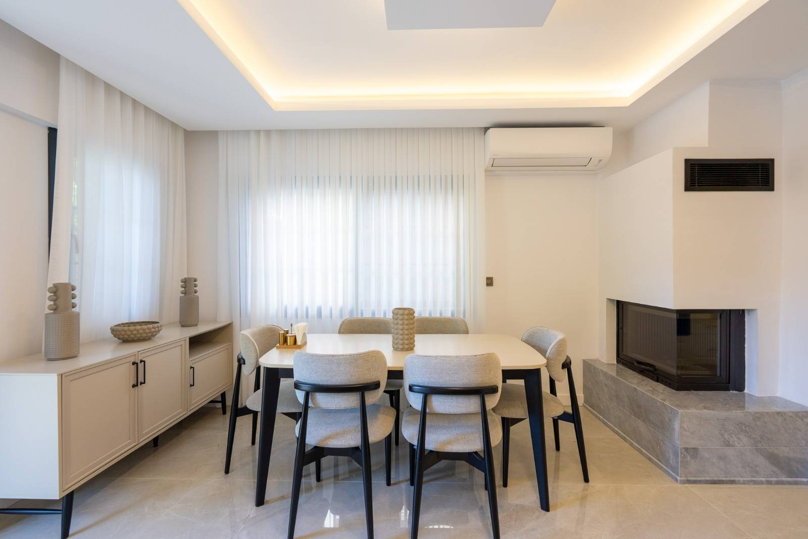 Marmaris Çamdibi'nde Merkezi Konumda, Özel Havuzlu, 6+1 Villa 46128 — 9