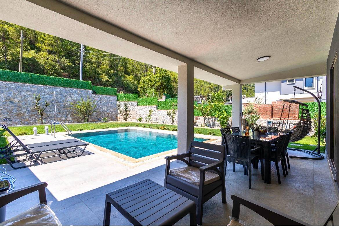 Marmaris Çamlı'da Modern Tasarımlı, Özel Havuzlu, 2+1 Villa