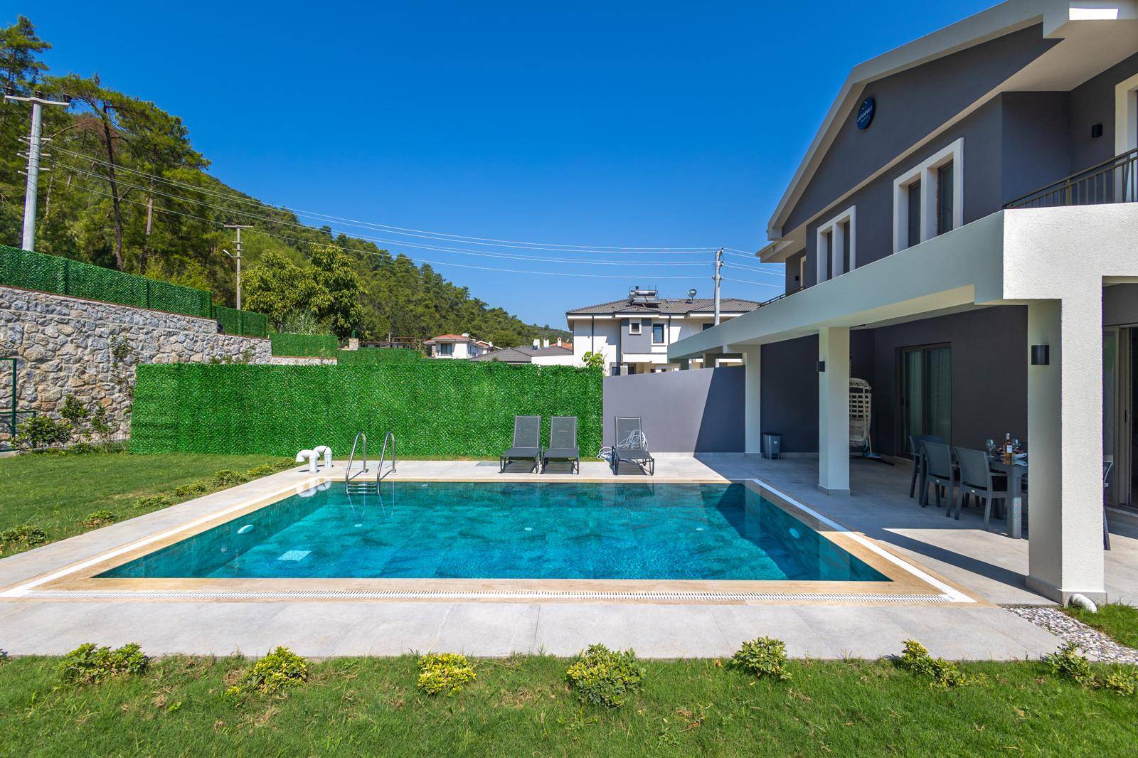Marmaris Çamlı'da Muhteşem Doğada, Özel Havuzlu, Bahçeli Villa