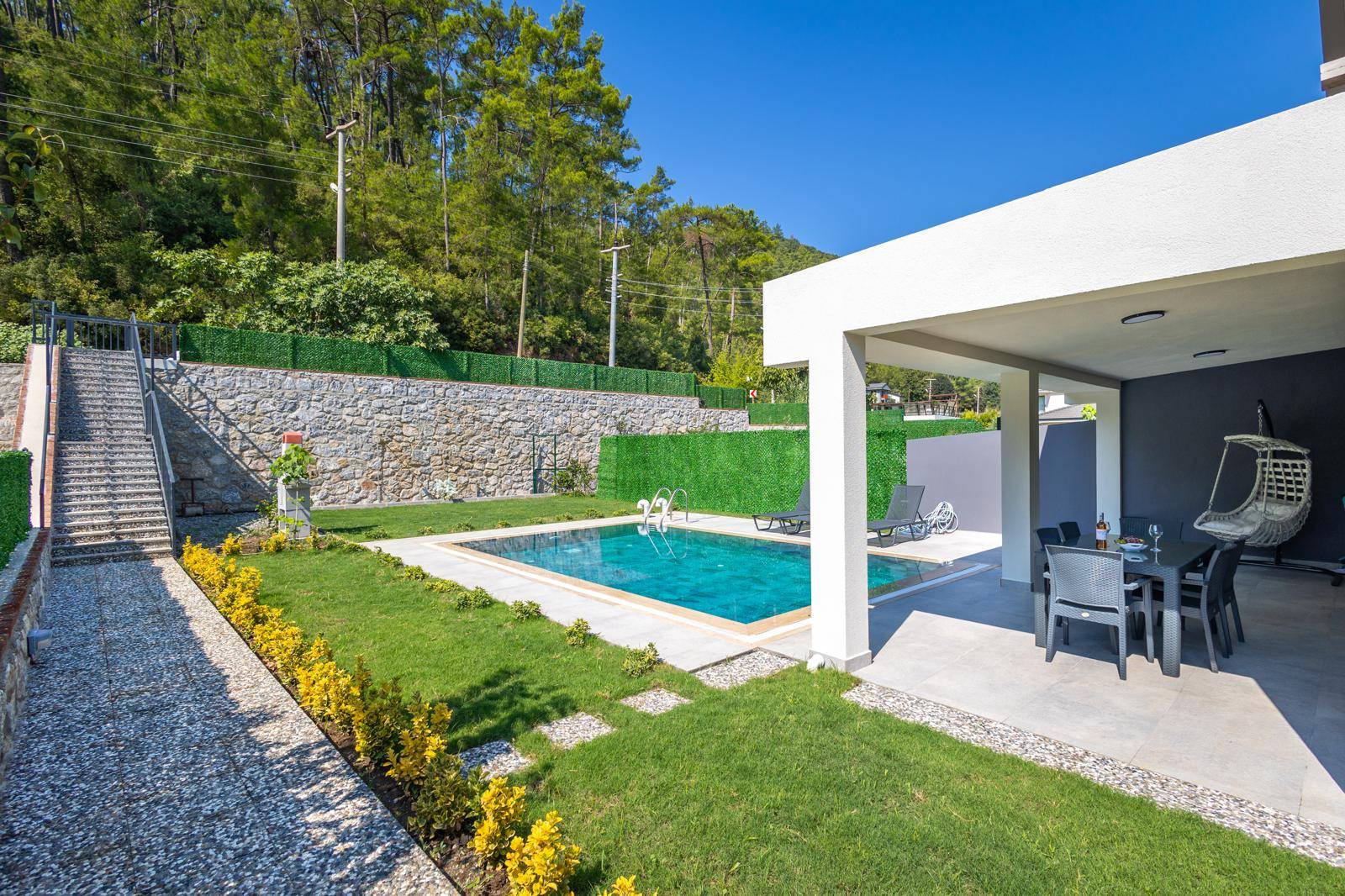 Marmaris Çamlı'da Muhteşem Doğada, Özel Havuzlu, Bahçeli Villa