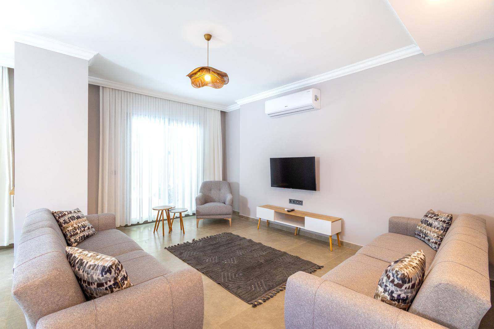 Marmaris Çamlı'da Muhteşem Doğada, Özel Havuzlu, Bahçeli Villa