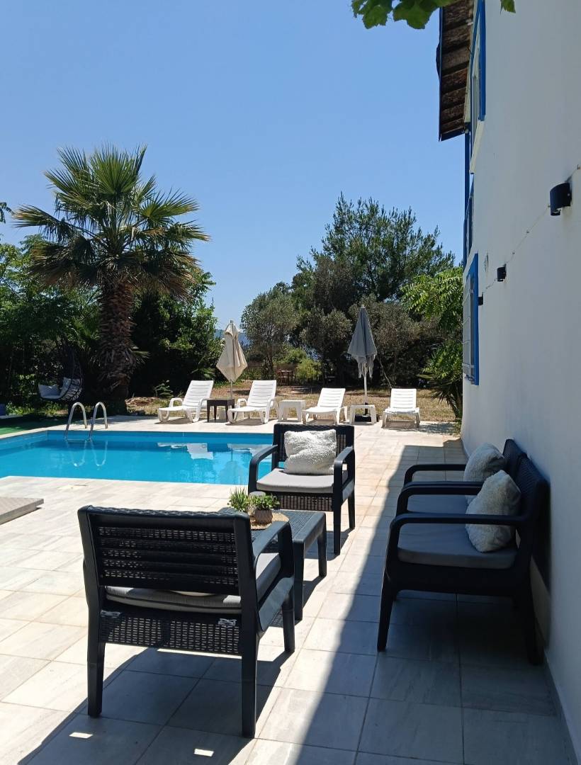 Marmaris Hisarönü'nde Geniş Bahçeli, Özel Havuzlu, Kiralık Villa