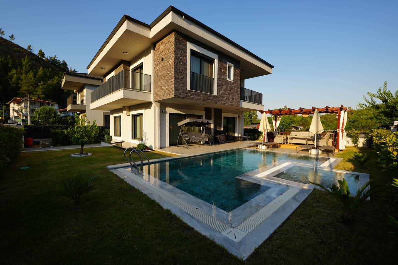 Marmaris Hisarönü'nde Kalabalık Ailelere Uygun, Özel Havuzlu, Merkezi Villa 46231
