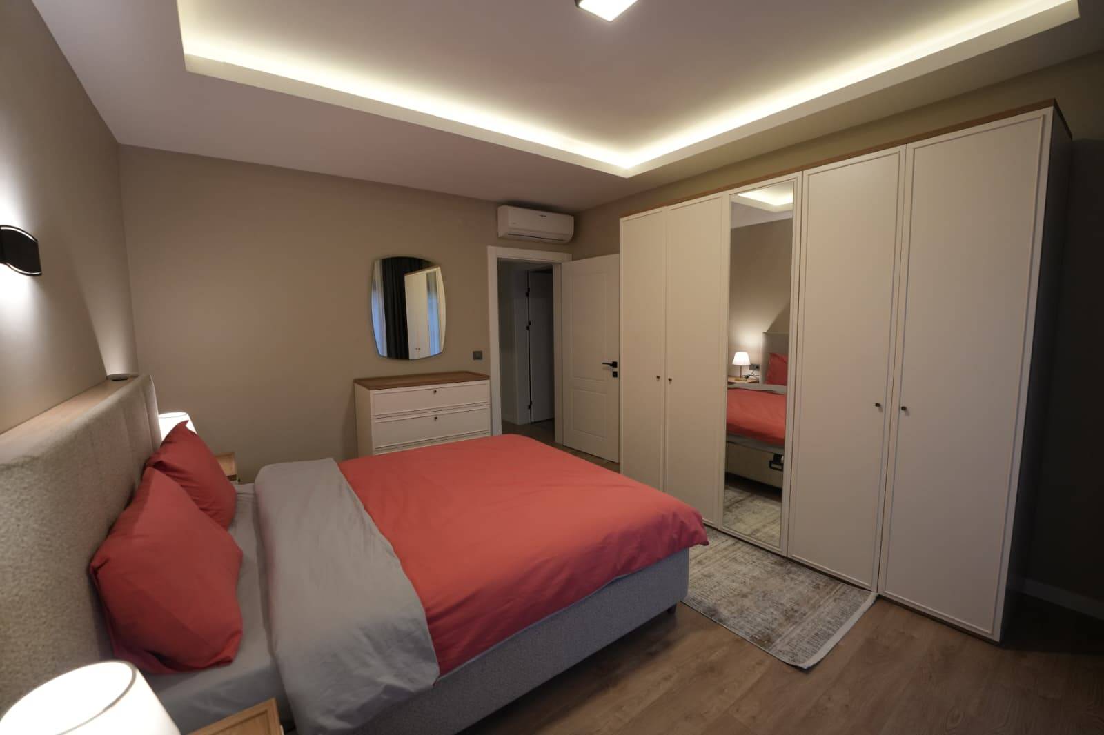 Marmaris Hisarönü'nde Kalabalık Ailelere Uygun, Özel Havuzlu, Merkezi Villa