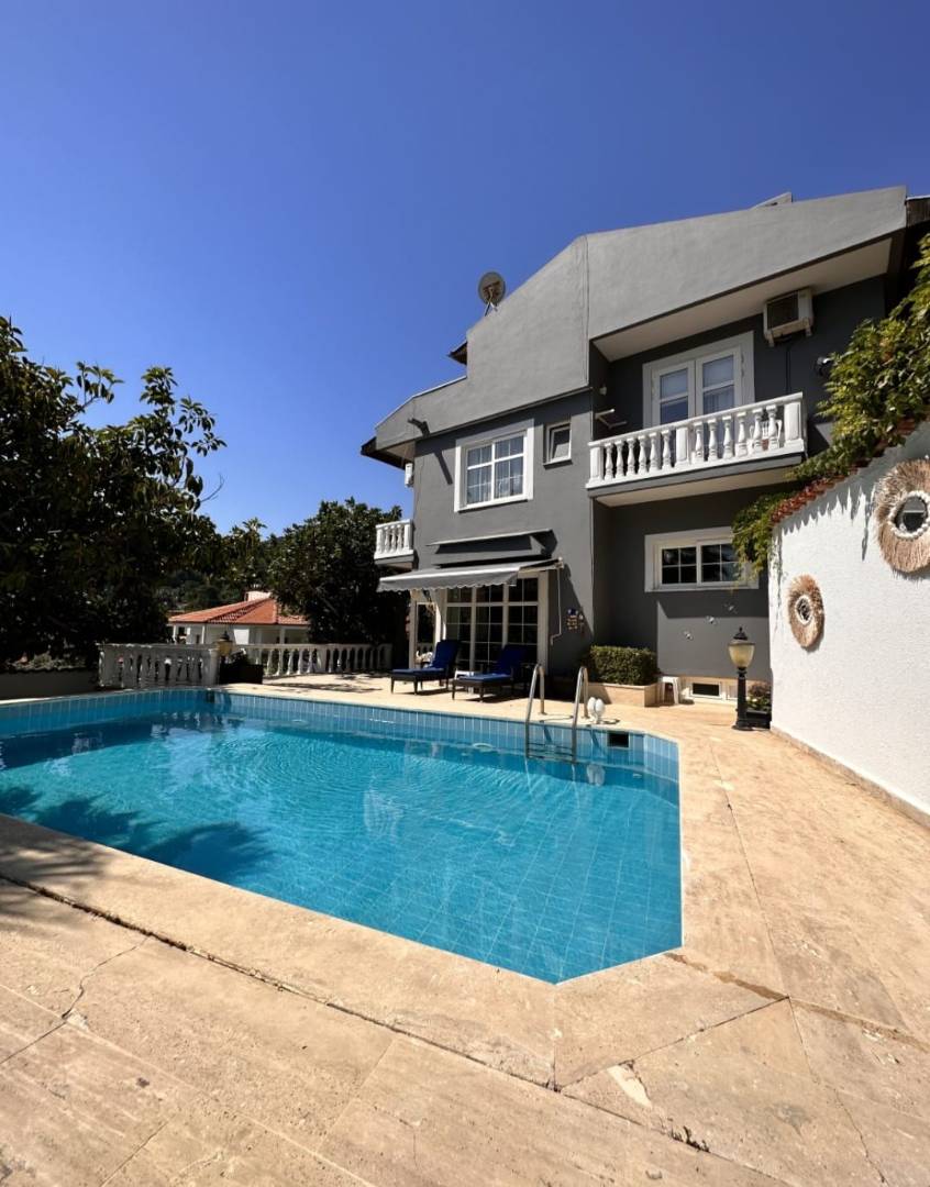 Marmaris Sinan'da Merkezi Konumda, Özel Havuzlu, Aile Villası 46166