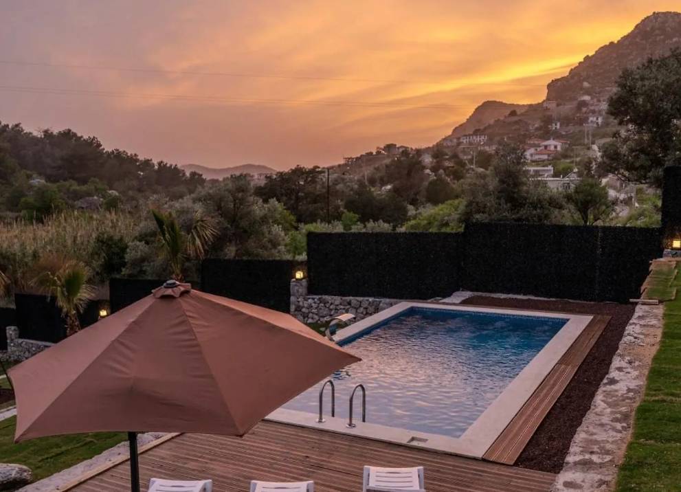 Marmaris Söğüt'te Modern Tasarımlı, Özel Havuzlu, Bahçeli Lüks Villa 46124 — 3