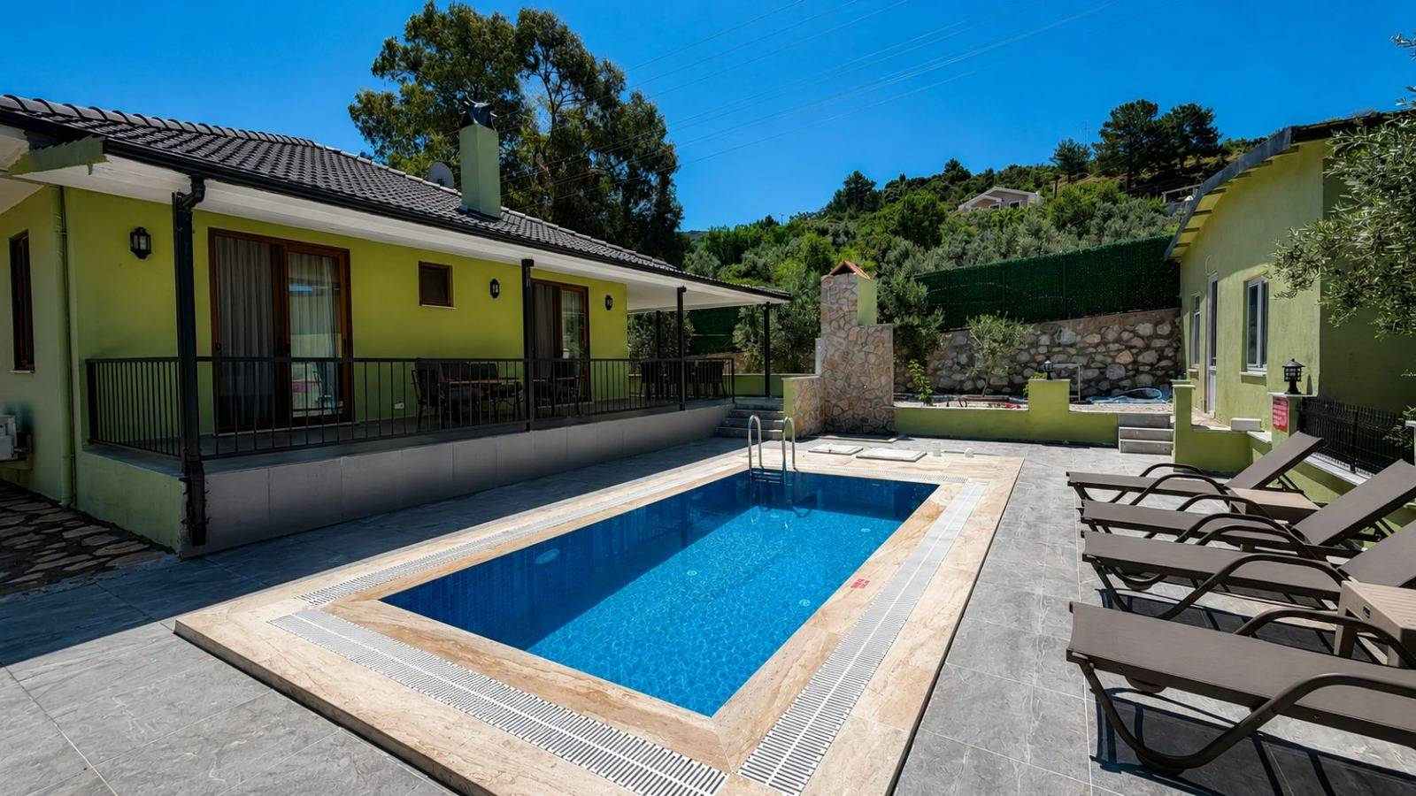 Marmaris Söğüt'te Sakin ve Ulaşılır Konumda, Özel Havuzlu, Kiralık Villa 46267