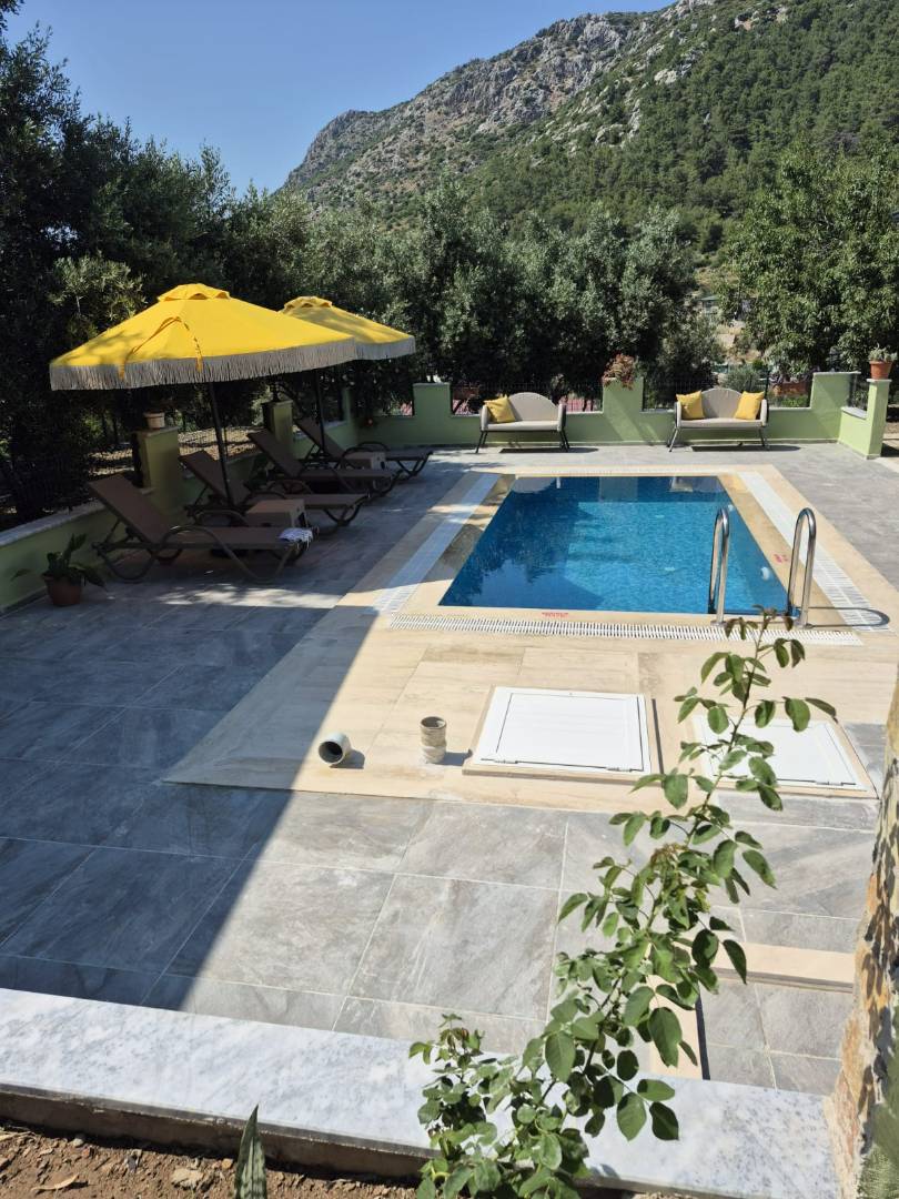 Marmaris Söğüt'te Sakin ve Ulaşılır Konumda, Özel Havuzlu, Kiralık Villa
