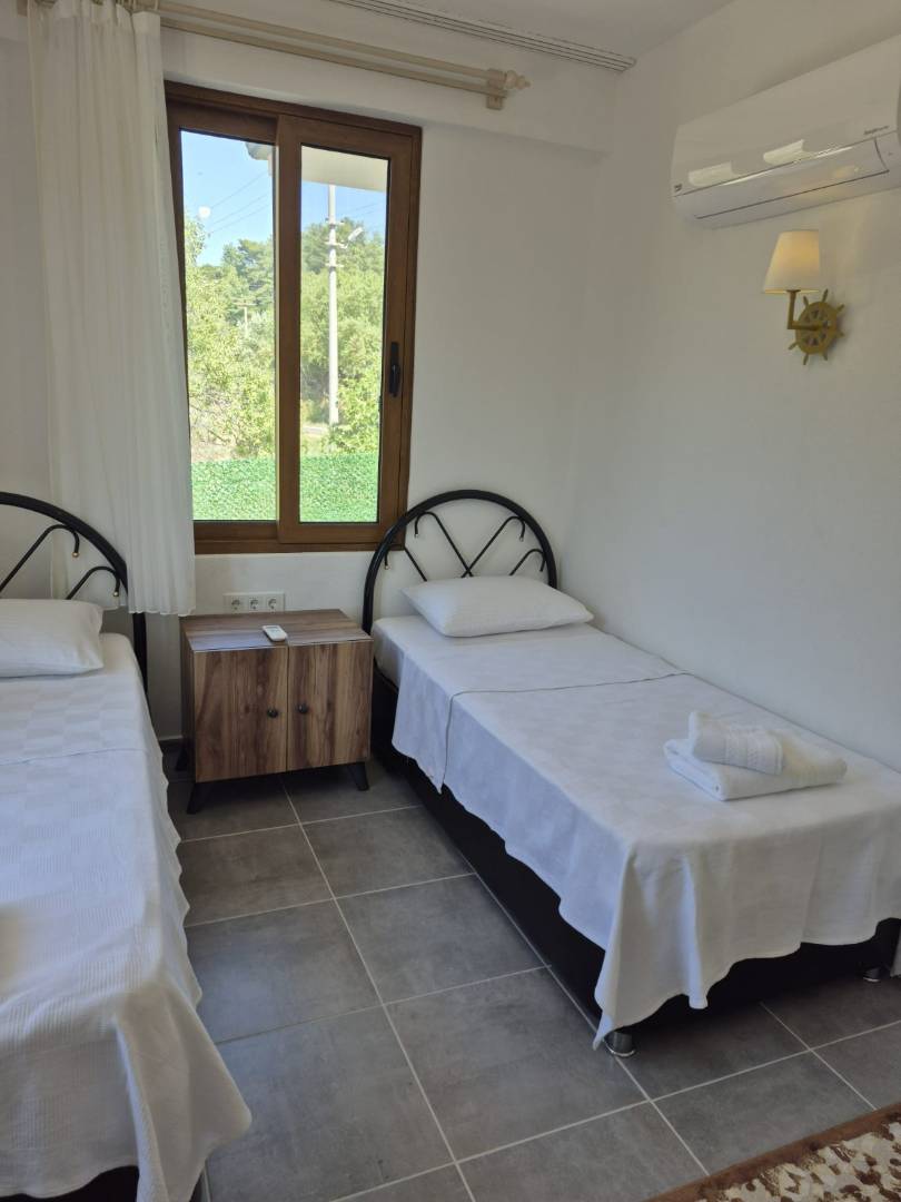 Marmaris Söğüt'te Sakin ve Ulaşılır Konumda, Özel Havuzlu, Kiralık Villa