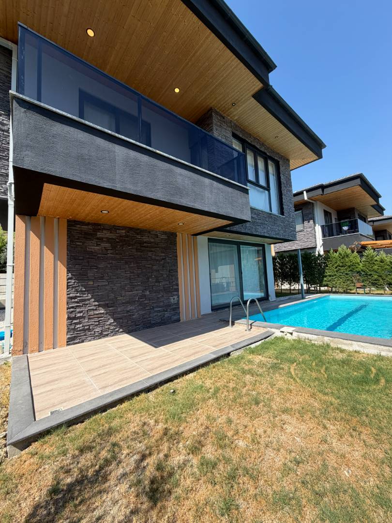 Muğla Dalaman'da Doğa İçerisinde, Geniş Ailelere Uygun, Tatil Villası 39043