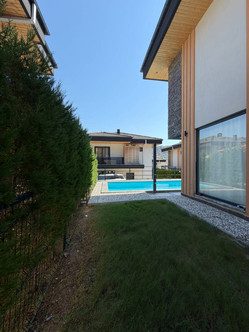 Muğla Dalaman'da Doğa İçerisinde, Geniş Ailelere Uygun, Tatil Villası 39043 — 4