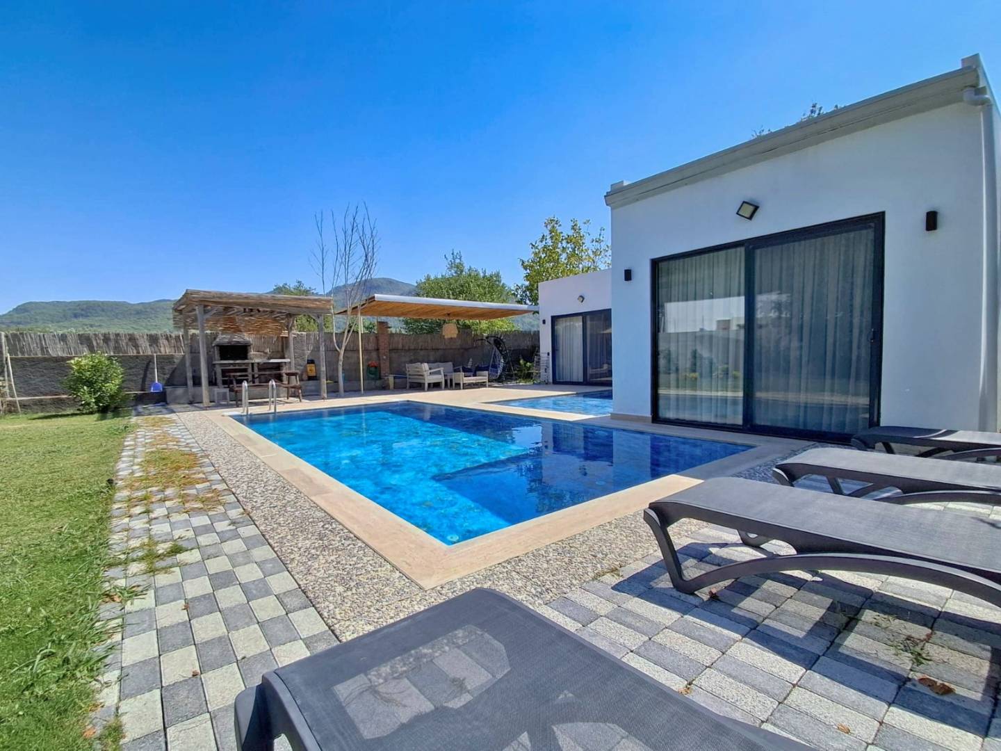 Muğla Fethiye'de Geniş Bahçeli, Özel Havuzlu, Kiralık Lüks Villa 33515 — 4