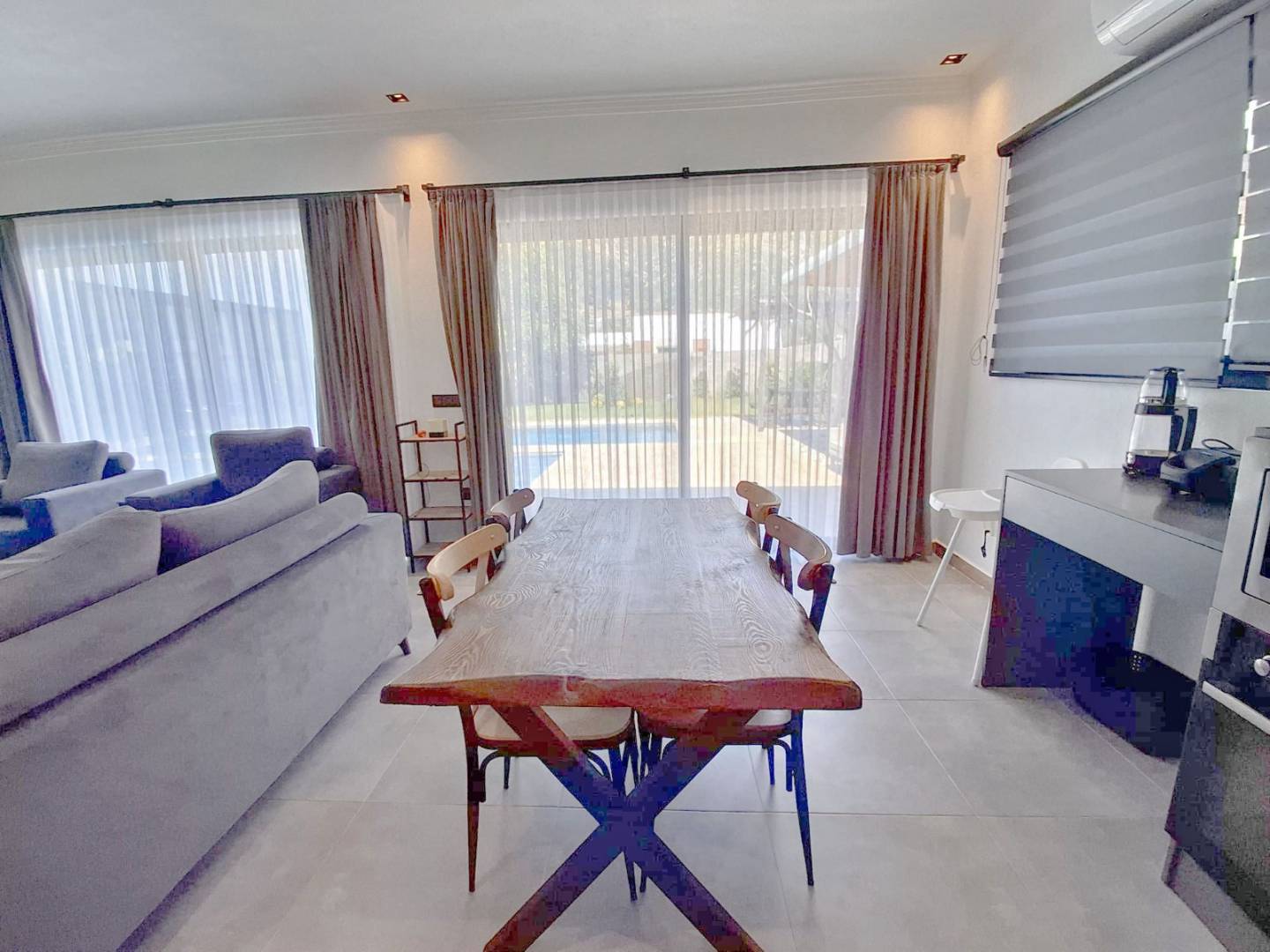 Muğla Fethiye'de Geniş Bahçeli, Özel Havuzlu, Kiralık Lüks Villa