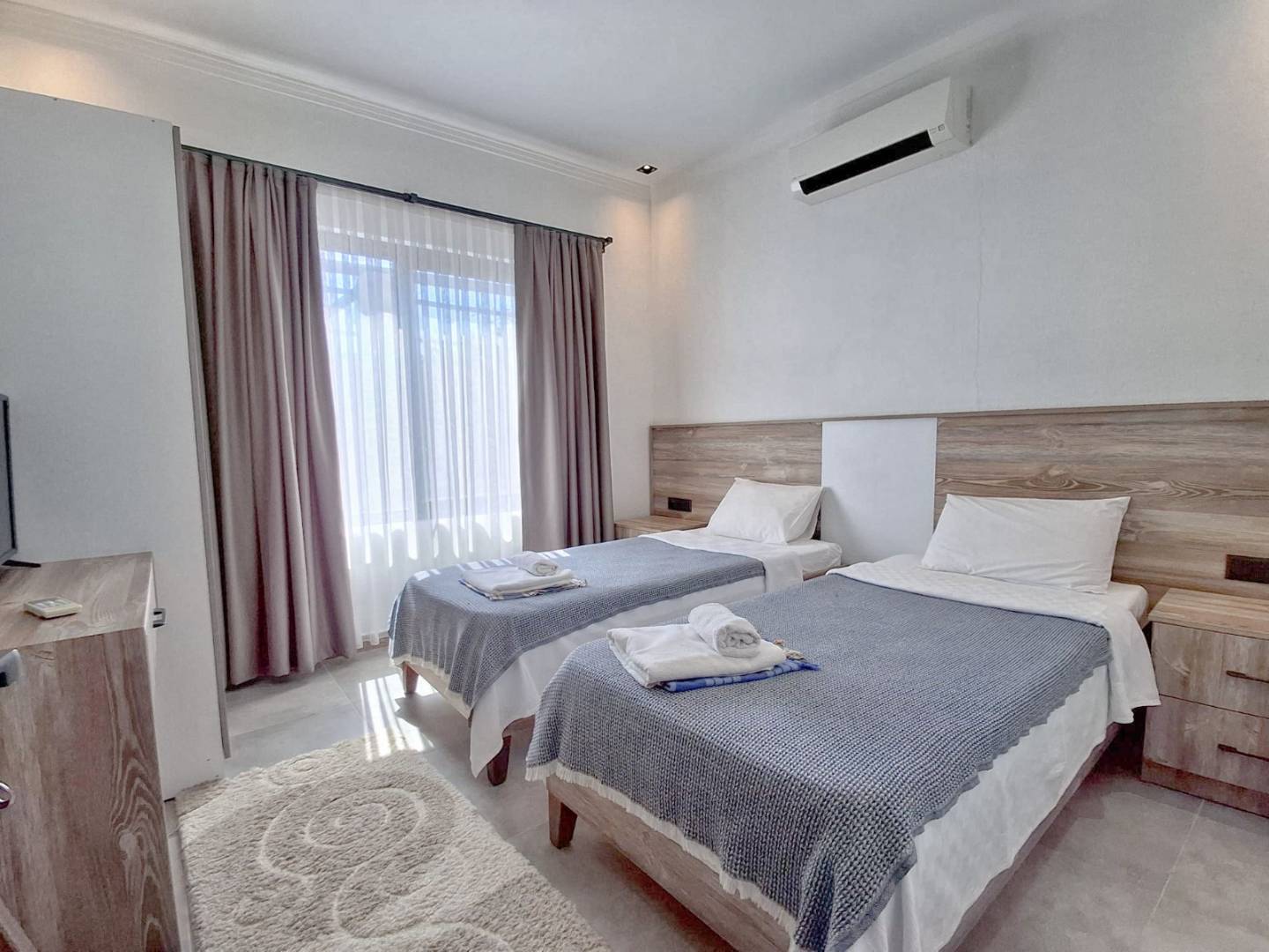 Muğla Fethiye'de Geniş Bahçeli, Özel Havuzlu, Kiralık Lüks Villa