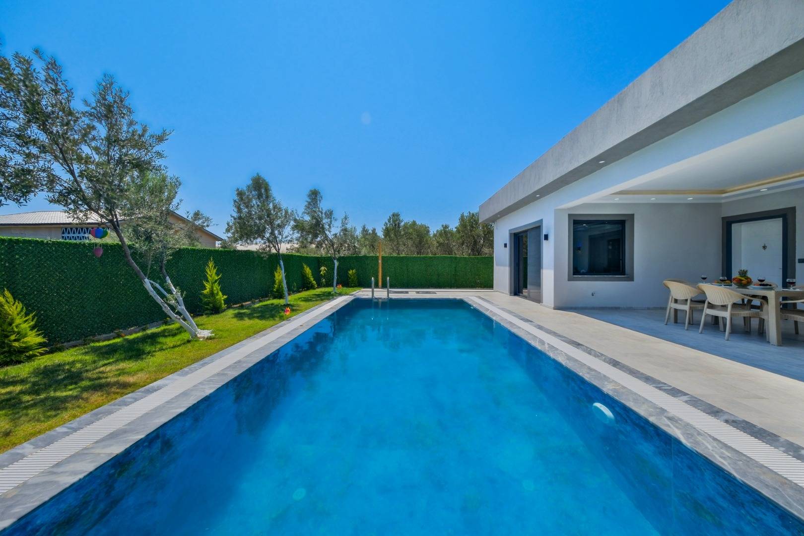 Muğla Karaçulha'da Balayı Çiftlerine Uygun, Özel Havuzlu, Modern Villa