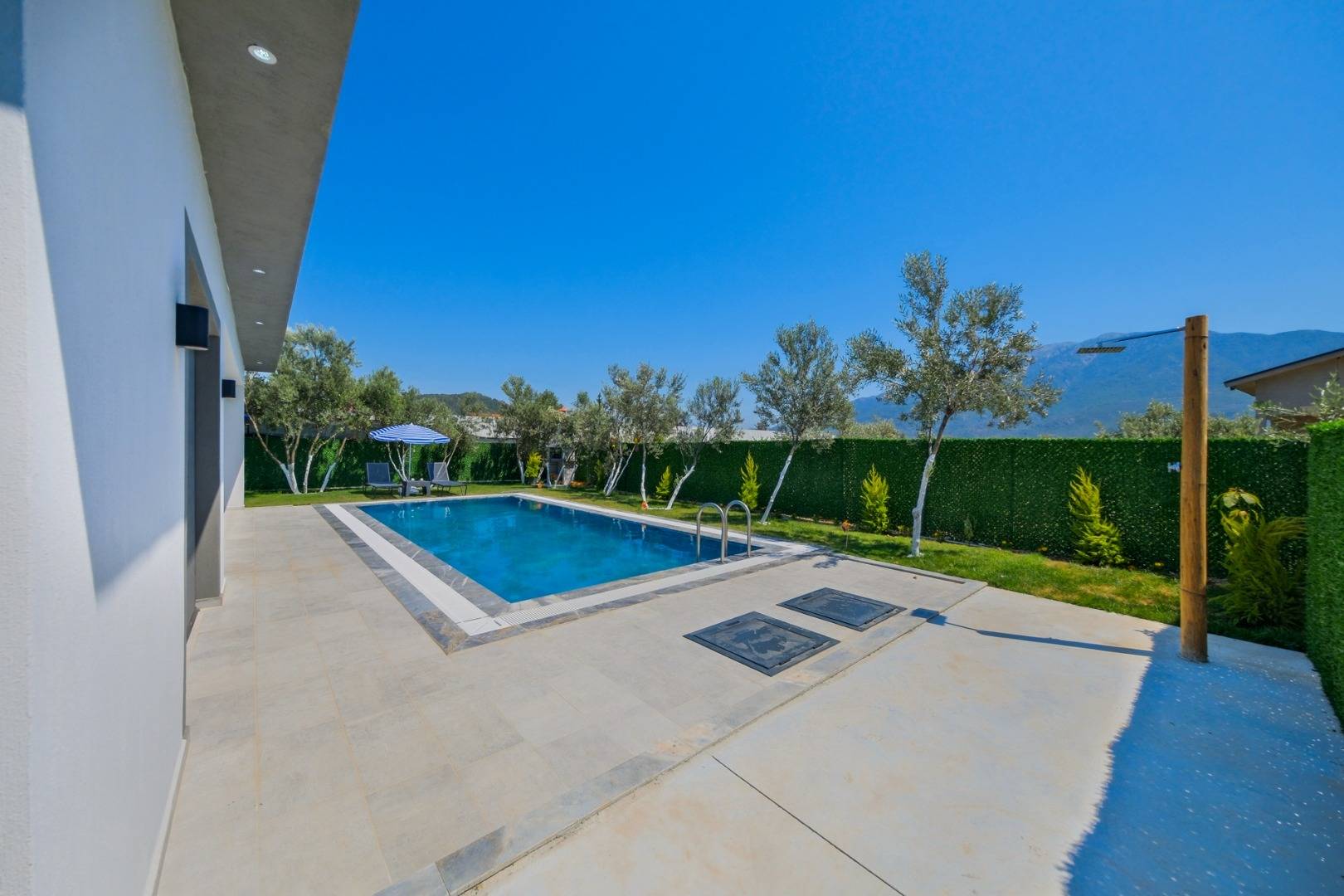 Muğla Karaçulha'da Balayı Çiftlerine Uygun, Özel Havuzlu, Modern Villa