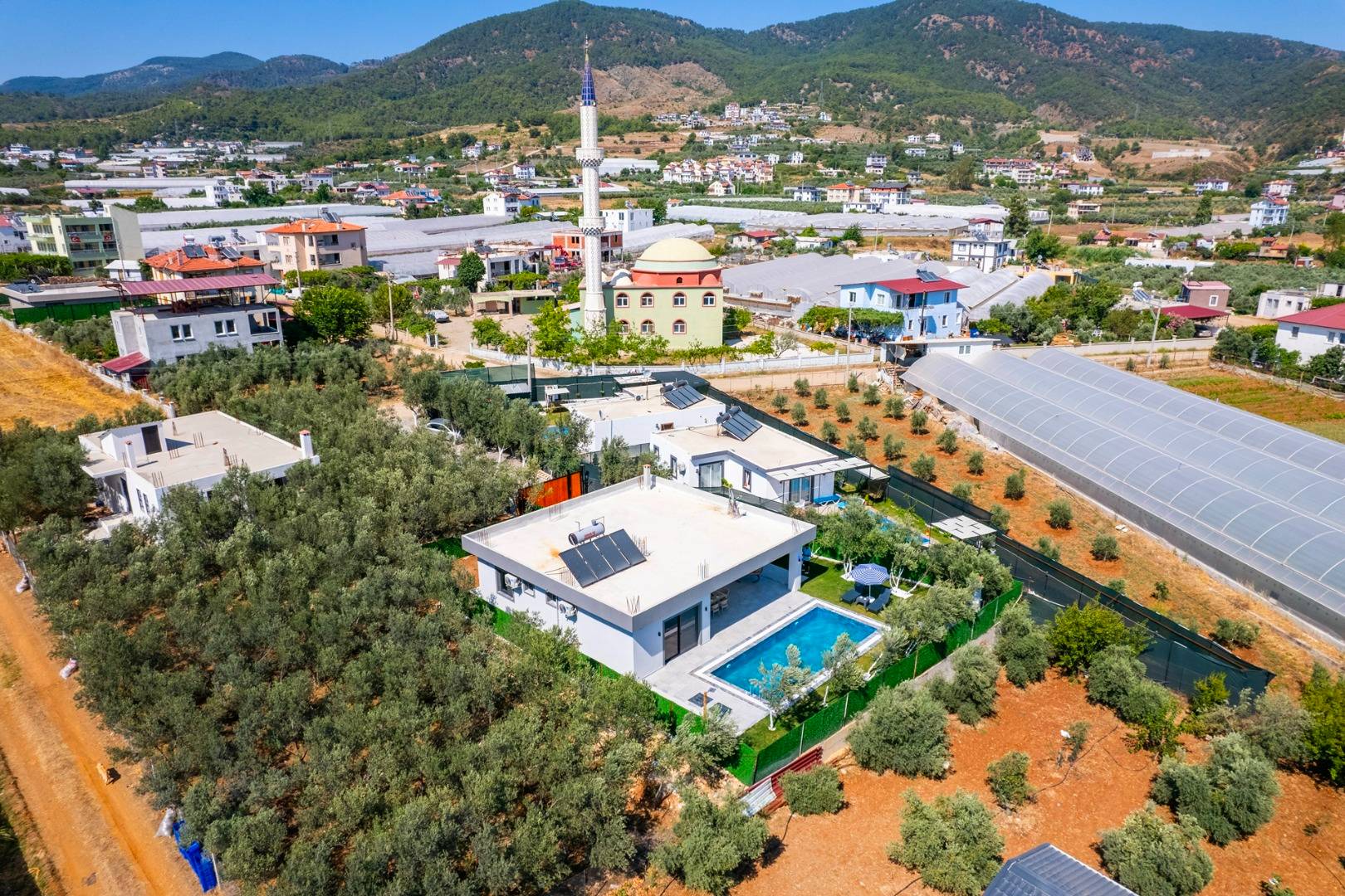 Muğla Karaçulha'da Balayı Çiftlerine Uygun, Özel Havuzlu, Modern Villa
