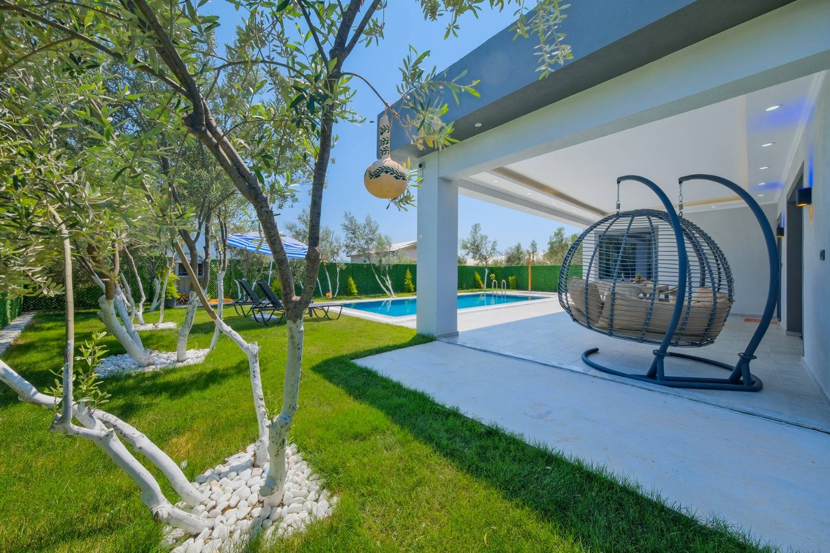 Muğla Karaçulha'da Balayı Çiftlerine Uygun, Özel Havuzlu, Modern Villa