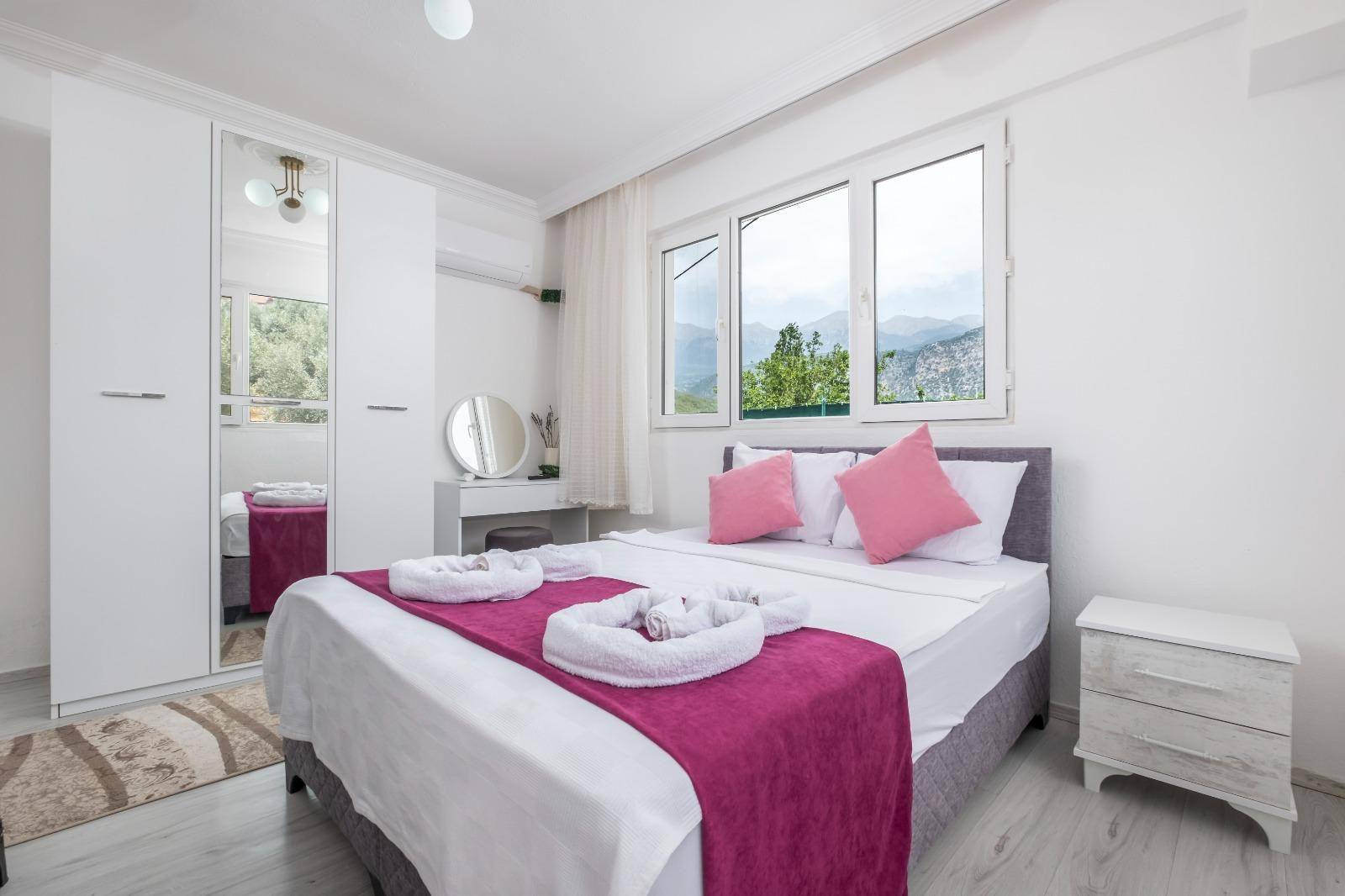 Muğla Seydikemer'de Çekirdek Ailelere Uygun, Özel Havuzlu, Ferah Villa
