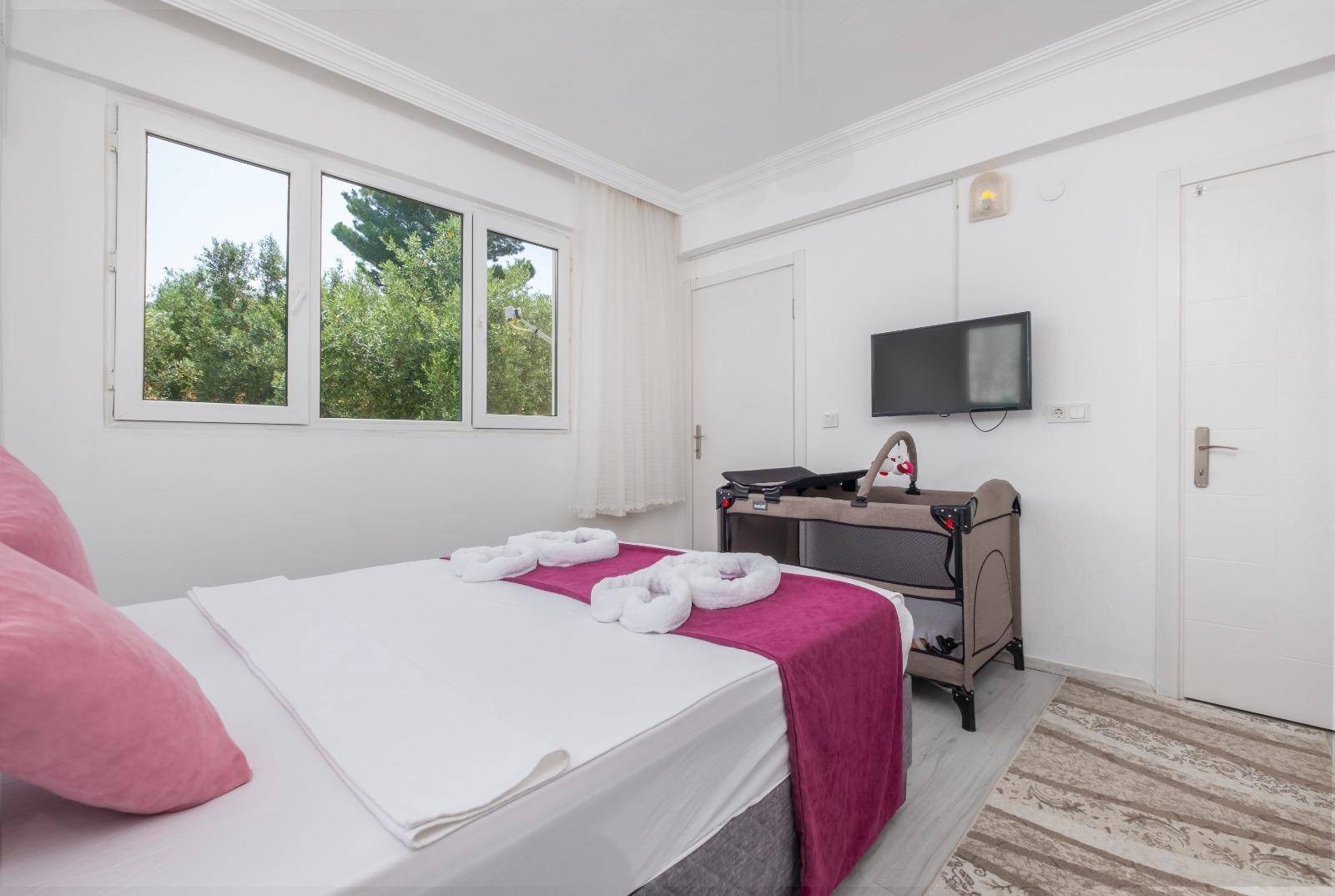 Muğla Seydikemer'de Çekirdek Ailelere Uygun, Özel Havuzlu, Ferah Villa