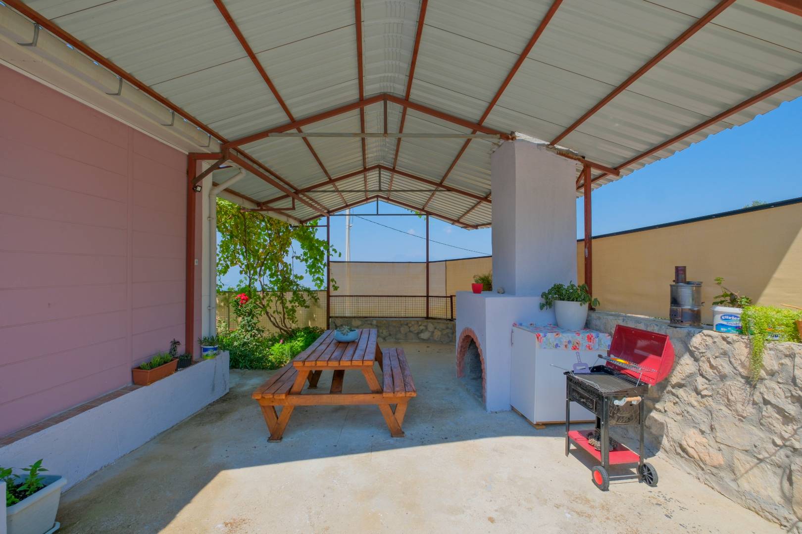 Muğla Seydikemer'de Sakin Konumda, Özel Havuzlu, Balayı Villası