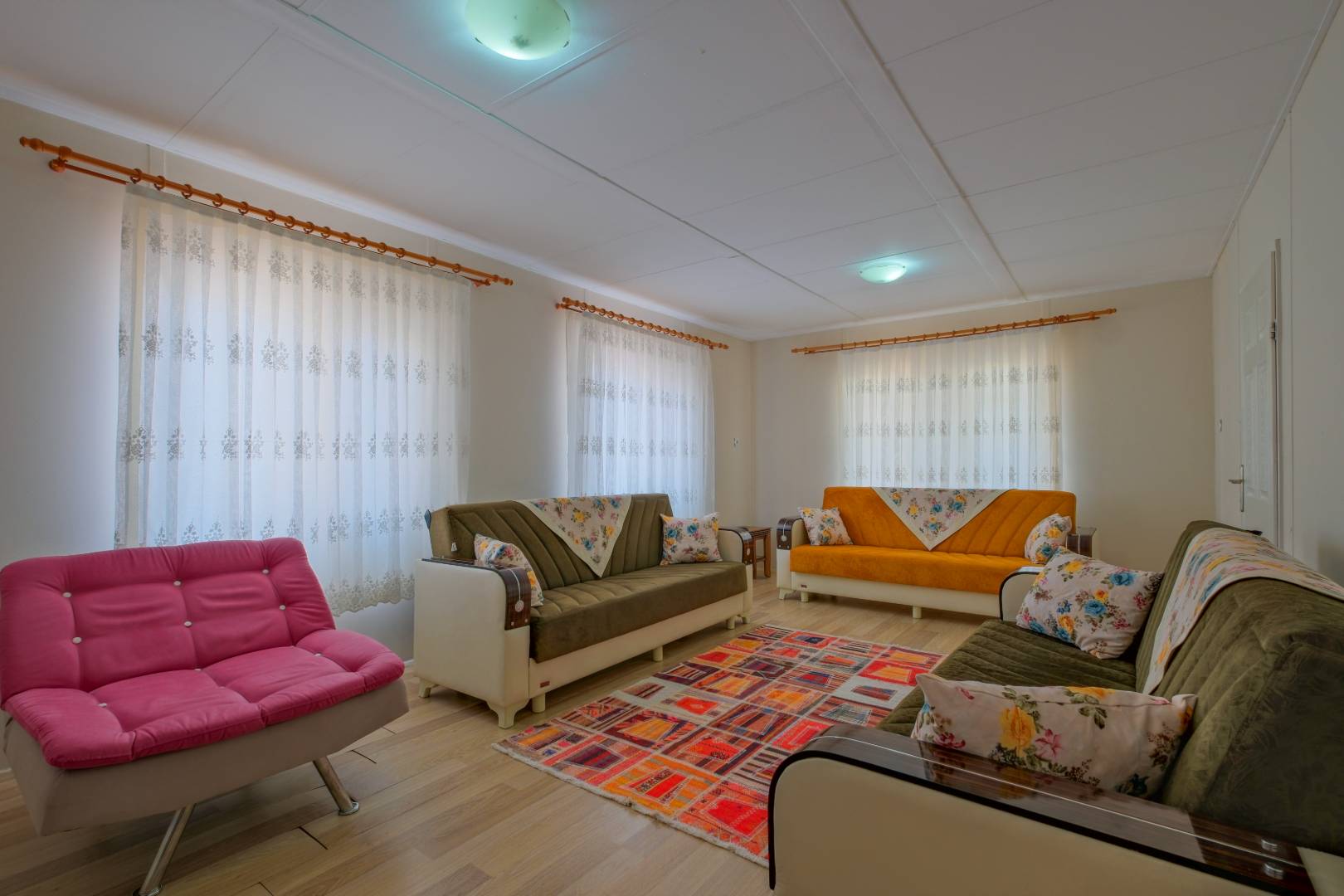 Muğla Seydikemer'de Sakin Konumda, Özel Havuzlu, Balayı Villası