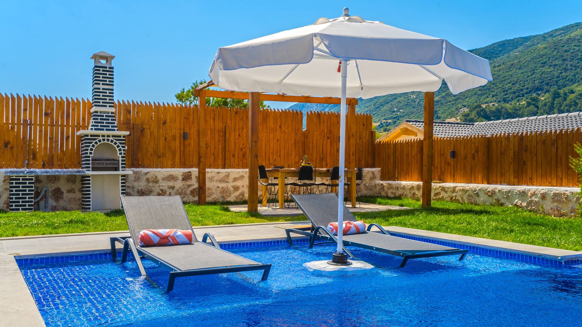 Kaş Hacıoğlan'da Geniş Bahçe İçerisinde, Özel Havuzlu, Lüks Taş Villa 45738 — 7