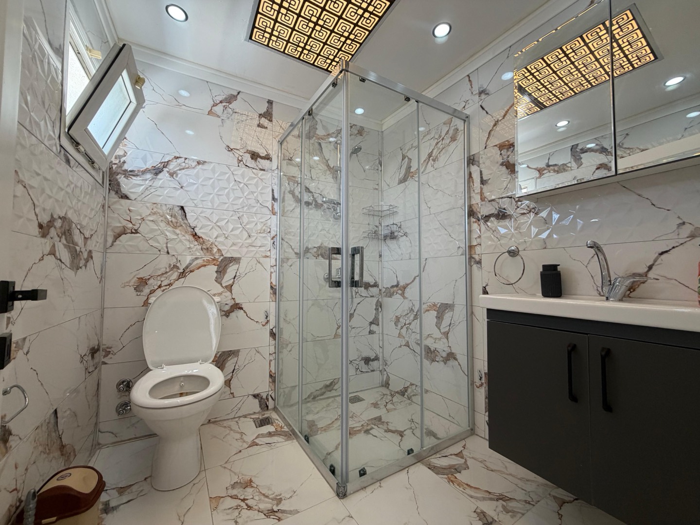 Didim Denizköy'de Enfes Doğada, Özel Havuzlu, Kiralık Yazlık Villa
