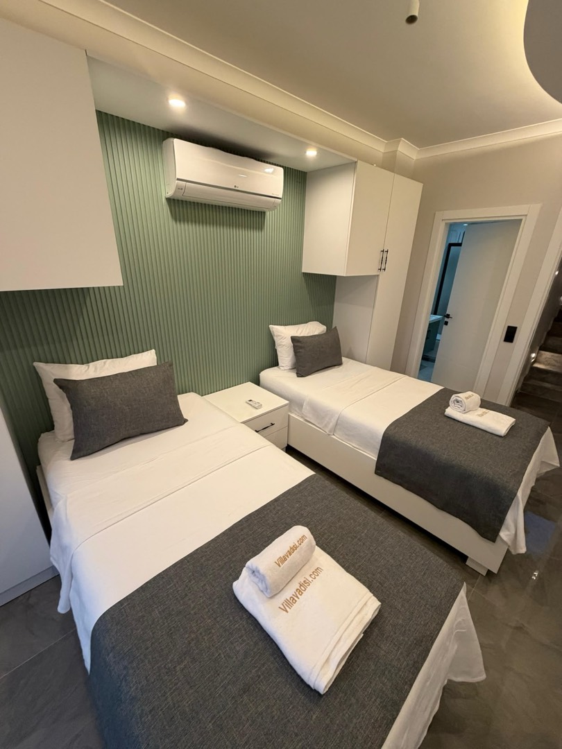 Fethiye Ölüdeniz'de Kalabalık Aileler için Uygun, Özel Havuzlu, Modern Villa