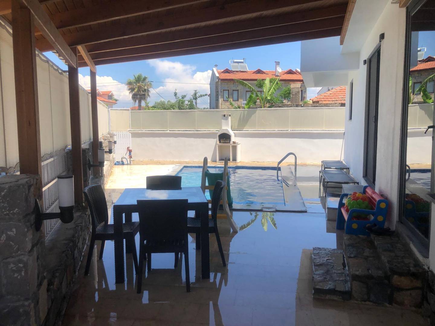 Ortaca Dalyan'da Elverişli Konumda, Özel Havuzlu, 3+1 Villa