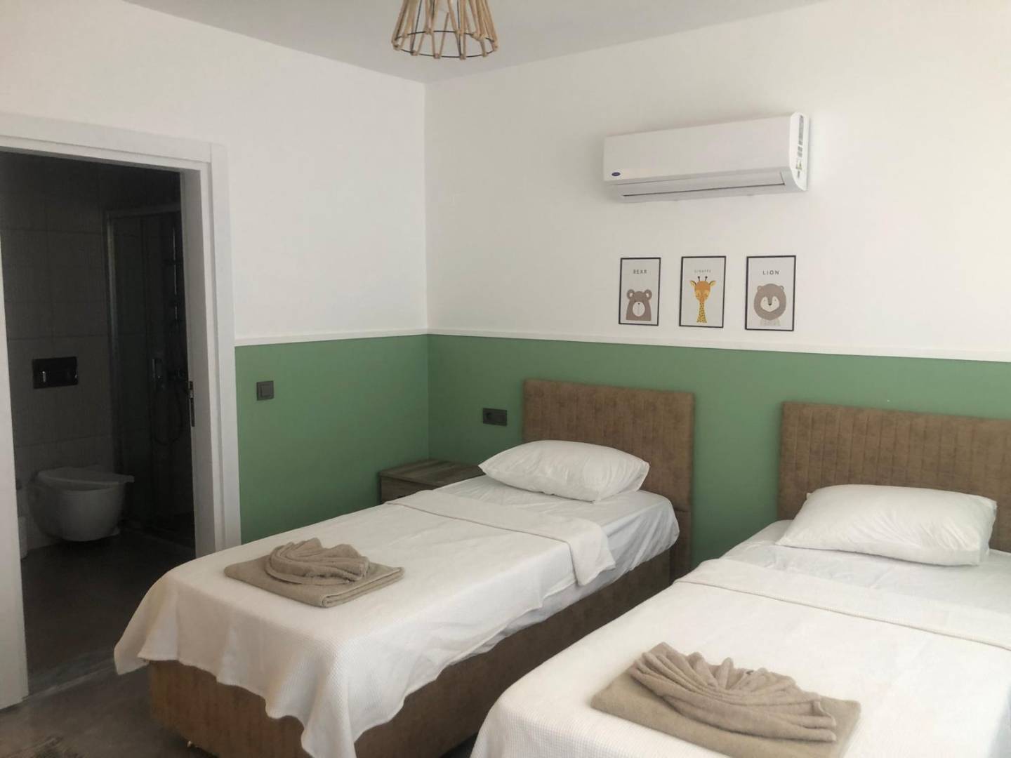 Ortaca Dalyan'da Elverişli Konumda, Özel Havuzlu, 3+1 Villa